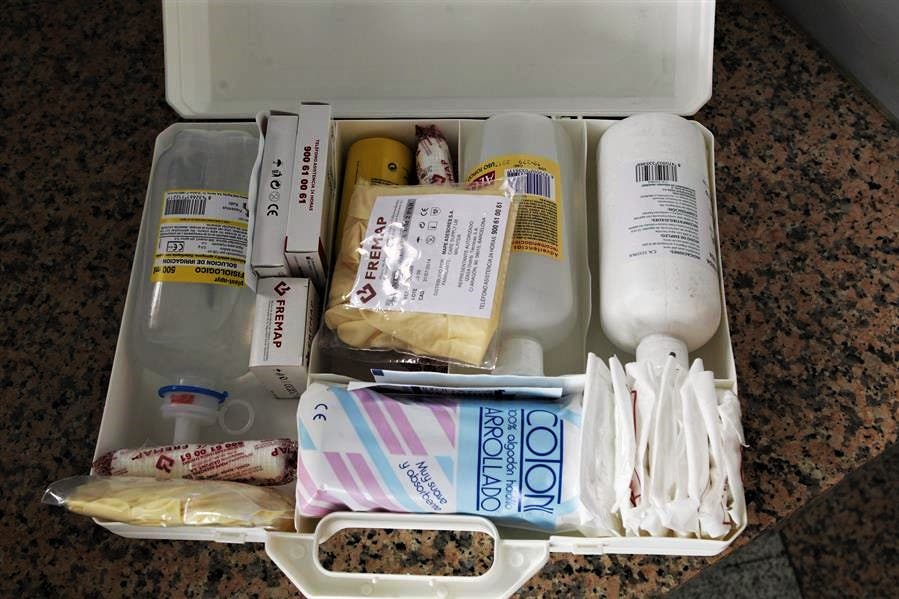 kit de primeros auxilios en casa